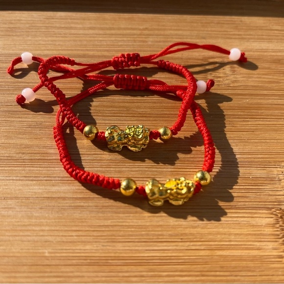 Pixiu Wealth String Bracelet Bundle of 2 - Picture 11 of 12